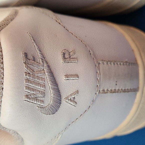 Men\'s Nike Air Force 1 \'82 Shoes